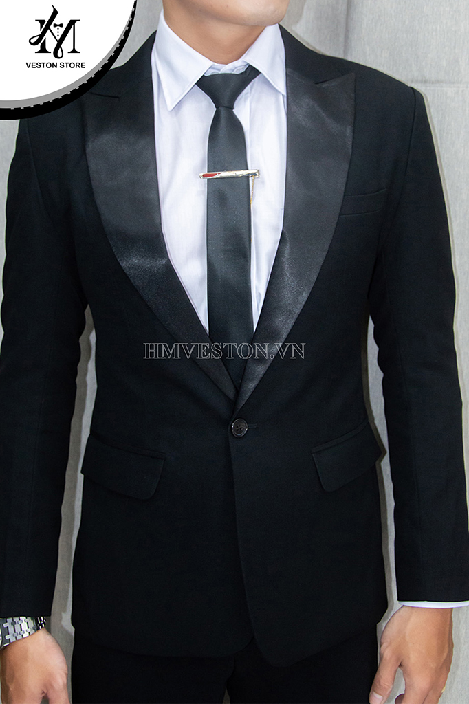 Bộ vest nam màu đen kiểu ve ngóc phi đen giá 620K (4)