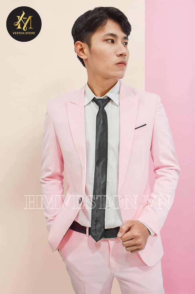 Bộ vest nam ôm body màu hồng giá 620K (4)